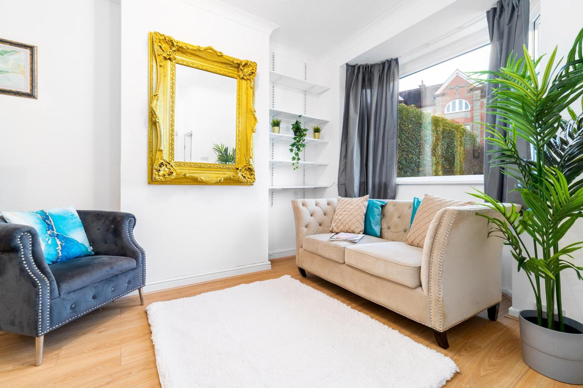 Luxury 3 Bedroom House - Harborne - Parking - Garden - Wifi & Netflix 122G Birmingham Eksteriør billede